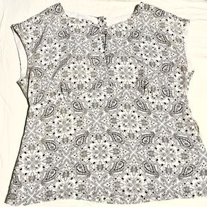 Covington XL dressy blouse off white with black print